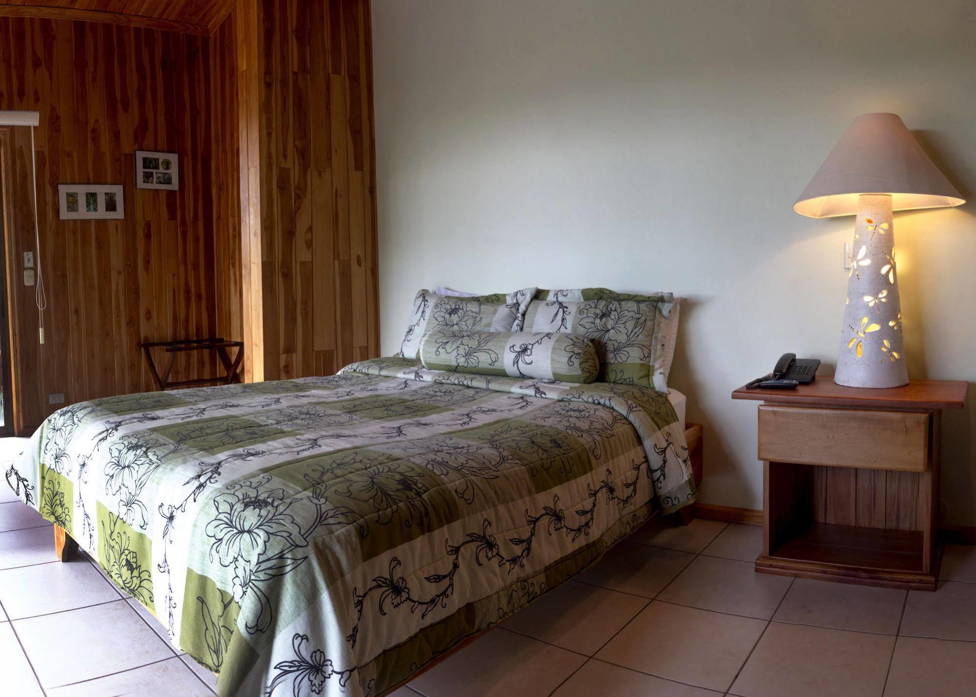 Ficus Lodge Monteverde 外观 照片